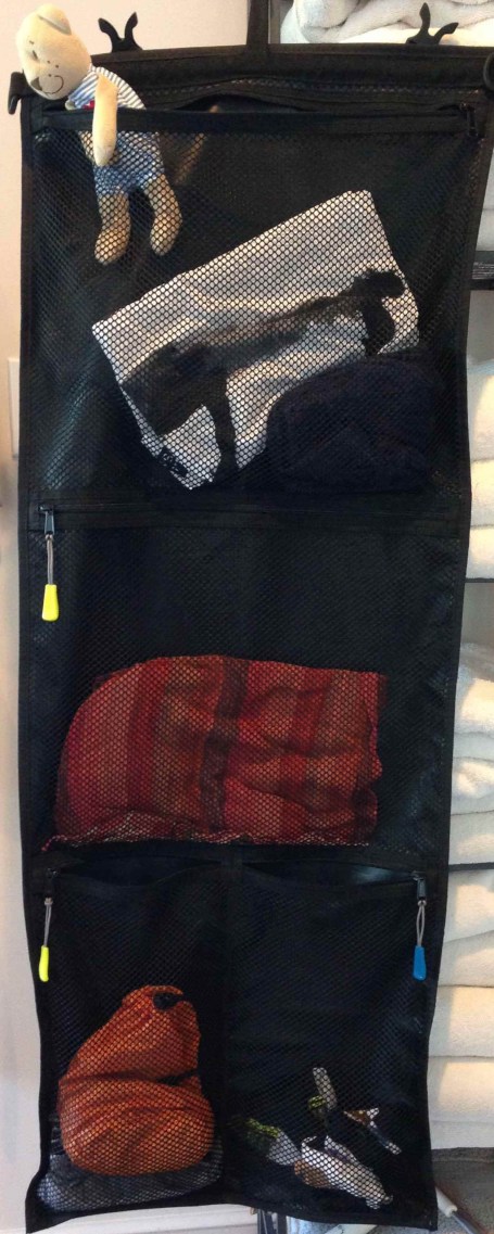 Rolo in bathroom - 1