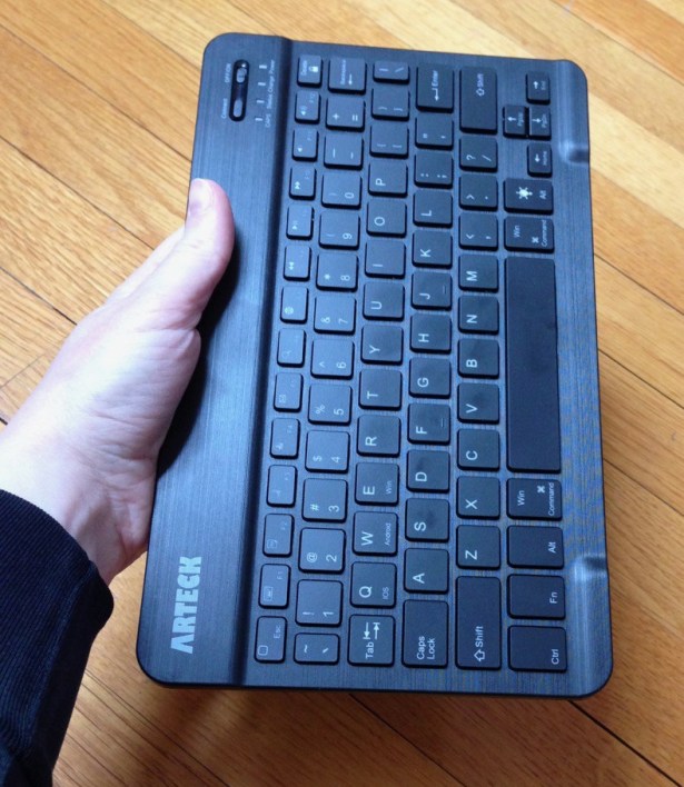 Bluetooth keyboard Logitech Arteck compare - 5