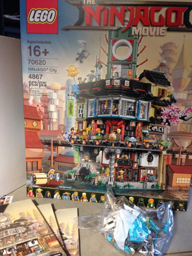 Lego Ninjago City set 70620 Hanukkah box build