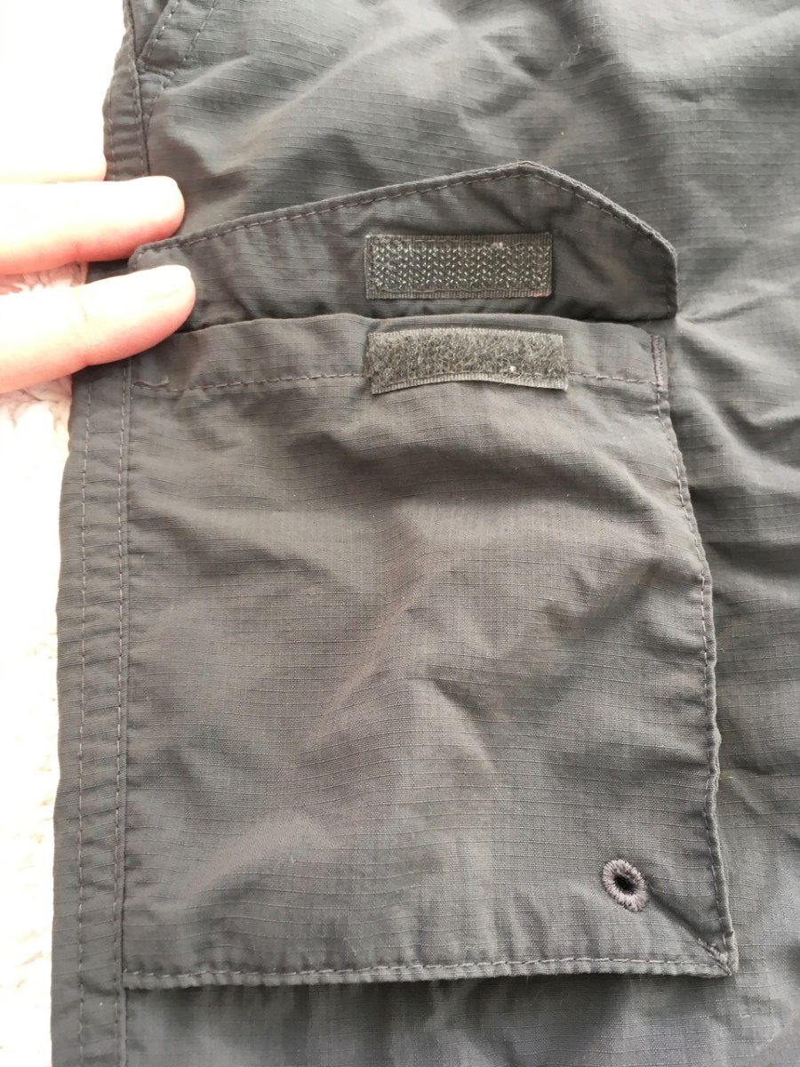 Columbia Silver Ridge pants cargo pocket detail Velcro