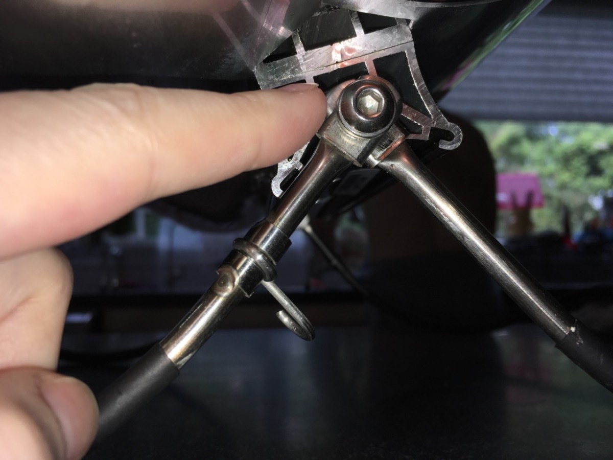 goSun Sport solar oven leg hinge