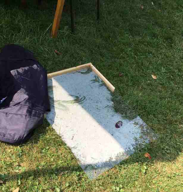 Plexiglass vs. wind nature weather - 1