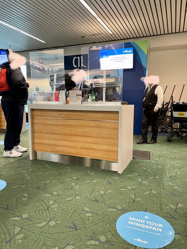 PDX airport Alaska Airlines gate C11 - 1