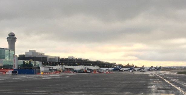 PDX airport winter day - 1