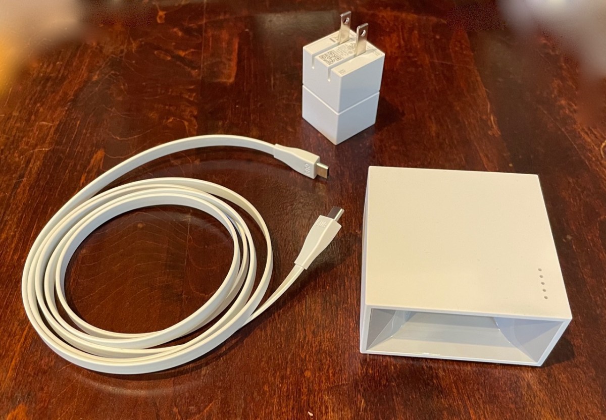 Cue Cartridge Reader device with power cord and plug